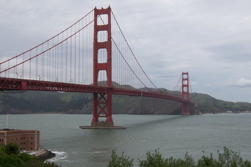 San Francisco Golden Gate Bridge (palo-alto_100_7931.jpg) wird geladen. Eindrucksvolle Fotos von der Westküste Amerikas erwarten Sie.